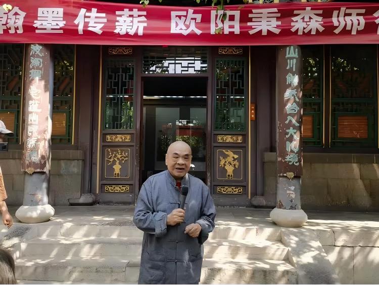 ŷ����ɭ��Ƭ